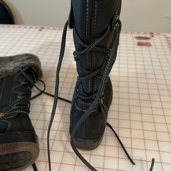 Blondo Tall Boots 7 1/2 Aqua Protect Tall Lace Up EUC - Picture 11 of 11